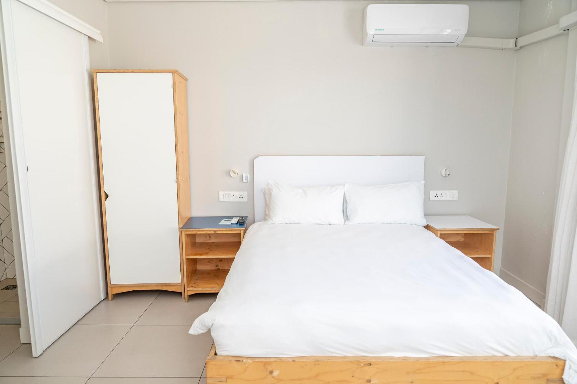 Mojo Hotel & Market Cape Town Room photo