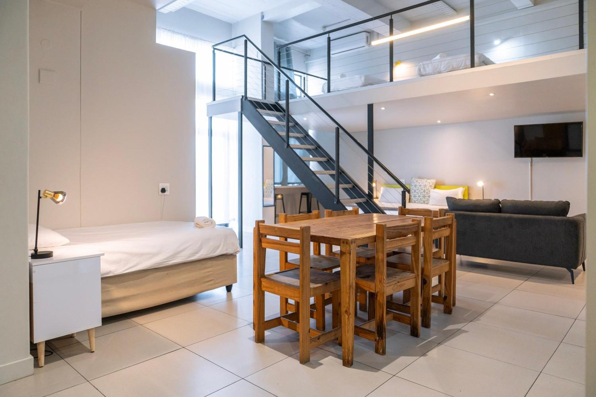 Mojo Hotel & Market Cape Town Room photo